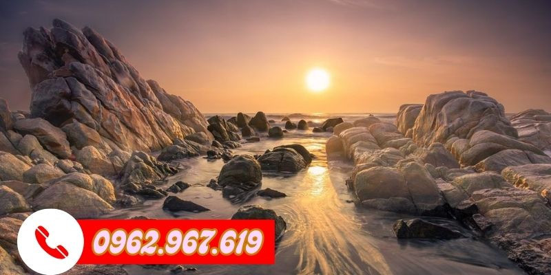 Vịnh Đá Nhảy – Kê Gà: Địa Điểm Thích Hợp Để Sống Ảo