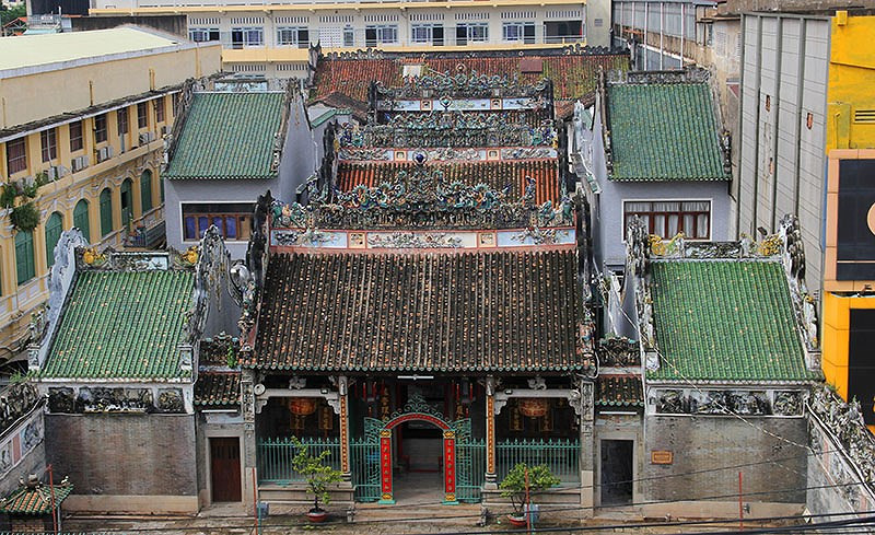 Chùa ở Quận 5: Nơi hội tụ vẻ đẹp tôn giáo và văn hóa