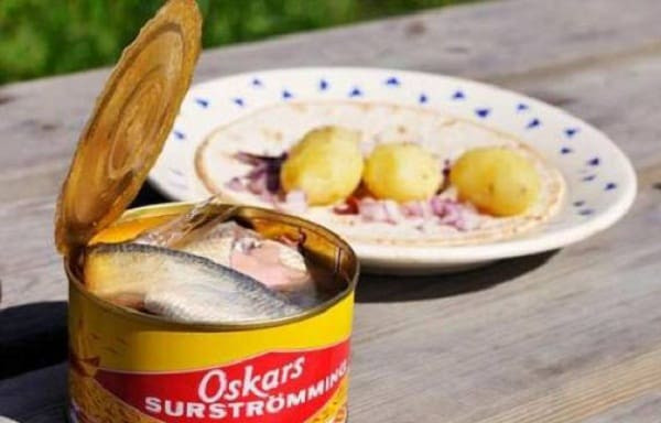 Món ngon truyền thống của Thụy Điển - Cá trích muối
